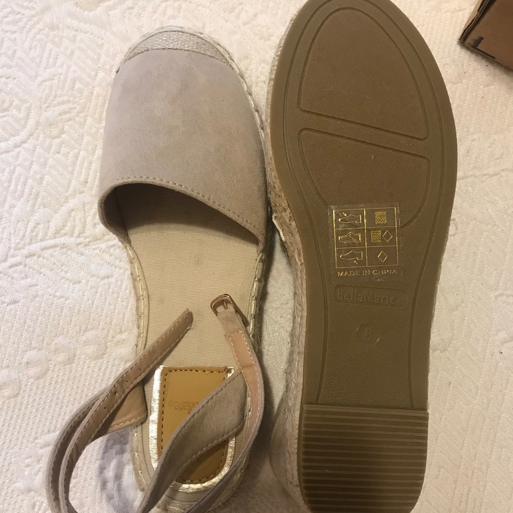 Toe Covered Women’s Shoes